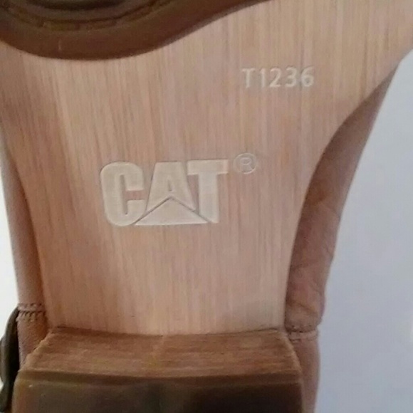 CAT Caterpillar Cheyenne ankle booties size 6 - Picture 7 of 8